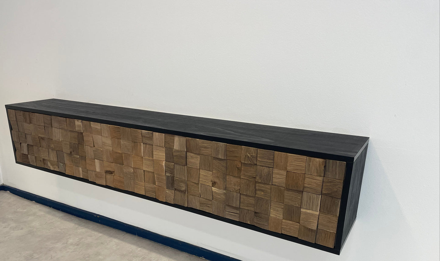 TV Meubel Massief Hout beuken 3 Deuren ART 8810