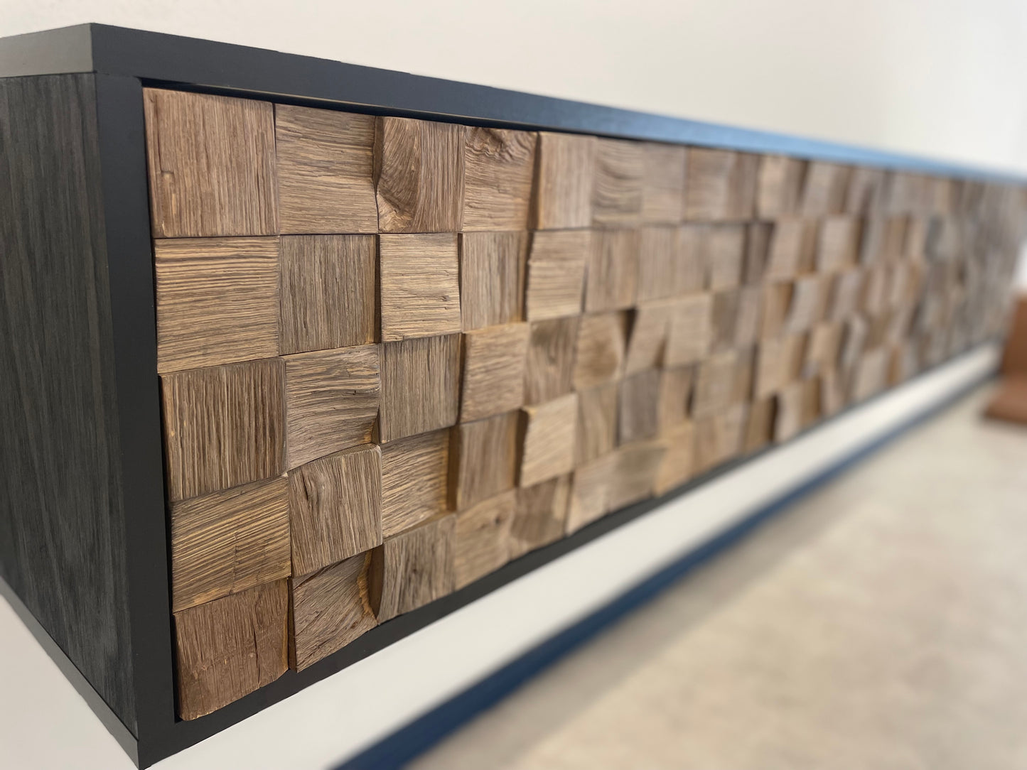 TV Meubel Massief Hout beuken 3 Deuren ART 8810