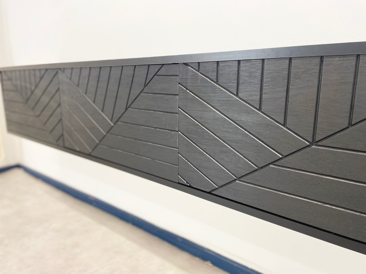 TV Meubel Massief Hout Zwart Beuken 3 deuren ART 9005