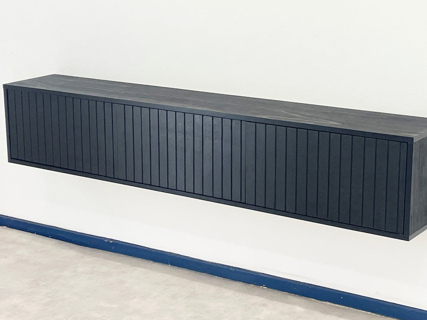 TV Meubel Massief Hout Zwart Beuken 3 deuren ART 9010