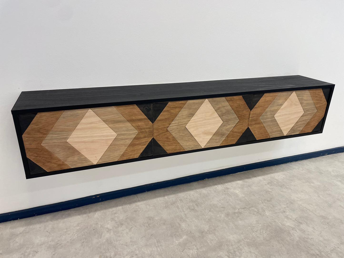 TV Meubel Zwart Beuken 3 deuren ART 3010