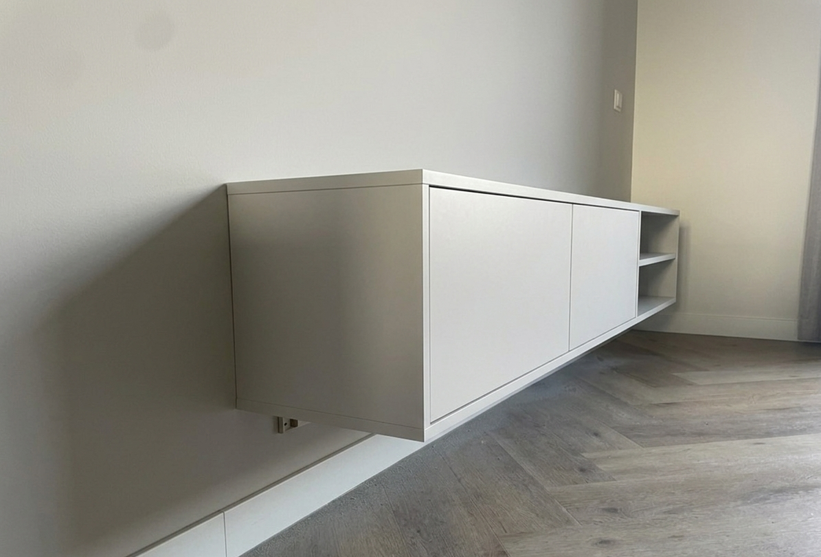 Zwevende TV Meubel - Beukenhout - Push-to-open - 2 klepdeuren
